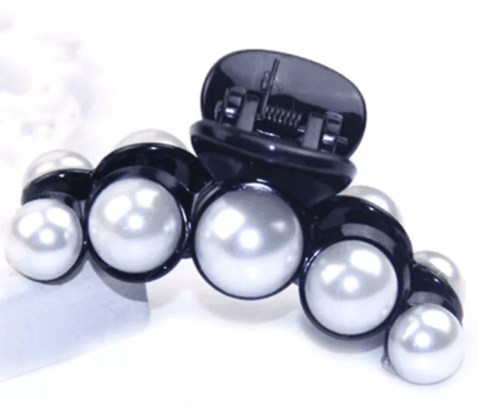 Pearl Claw Hair Clip