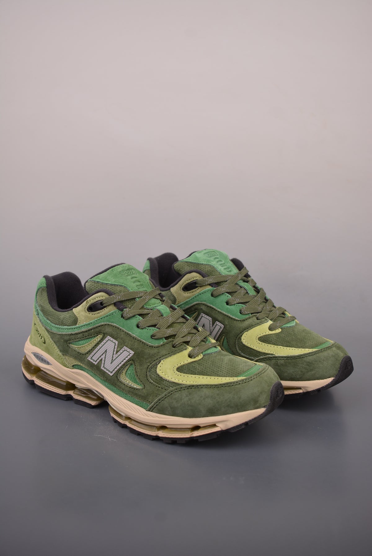 Kith x New Balance 2011 "Leaf Green" U20117ZT